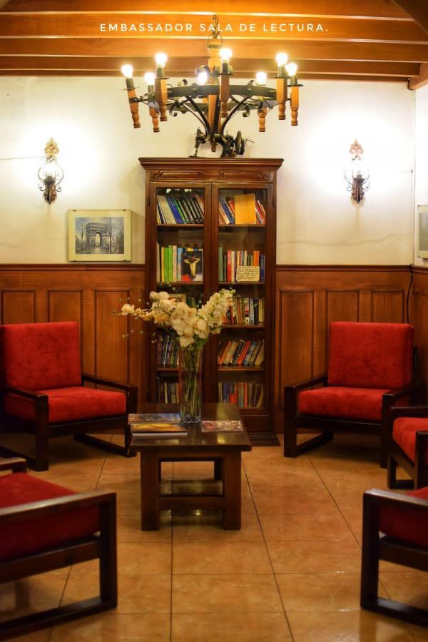 Hotel Ambassador Quito Bagian luar foto