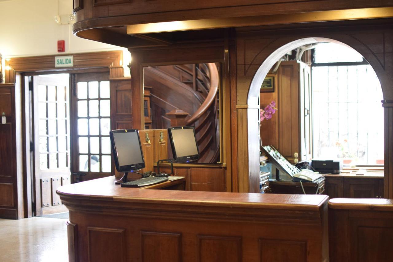 Hotel Ambassador Quito Bagian luar foto