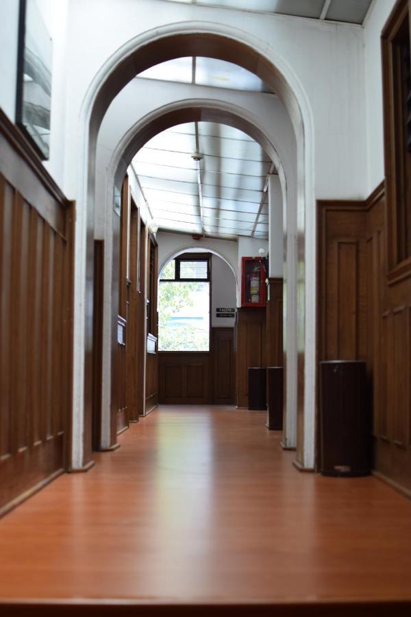 Hotel Ambassador Quito Bagian luar foto